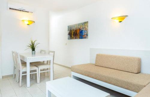 Cala'n Bosch Apartment | AluaSun Lago Park