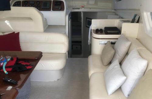 Japuiba Boat Rental | Alugo barco intermarine 440