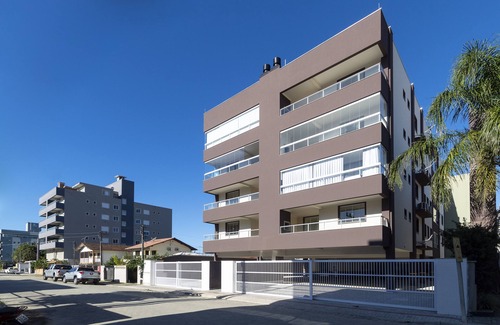 Bombas Apartment | Aluguel Apartamento 2 quartos 1 suite 311A