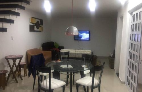 Jardim Vitoria House | Aluguel de casa no Guaruja proximo a praia para temporada