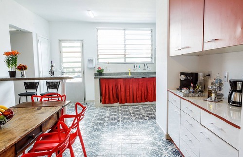 Alto de Pinheiros Apartment | Aluguel de Suítes Por Temporada