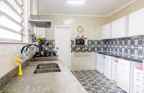 Alto de Pinheiros Apartment | Aluguel de Suítes Por Temporada