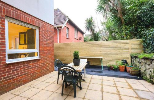 Westbourne Apartment | Alum Chine Beach Apartment 2