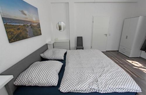 Neubrandenburg Apartment | Am Kulturpark - Ferienwohnung mit 3 Schlafräumen für 6 Personen Neubrandenburg