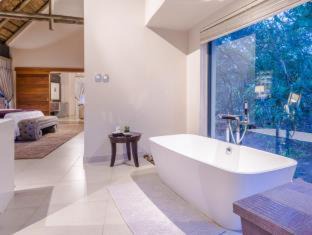Thorny Bush Game Reserve Cabin | AM Lodge - Hoedspruit