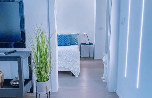 De Angeli Apartment | AM65 SUITE - 16 min Duomo Terrazzo Parcheggio