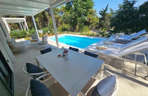 Seget Vranjica Villa | Amadria Park Camping Trogir Exclusive Beach Villas