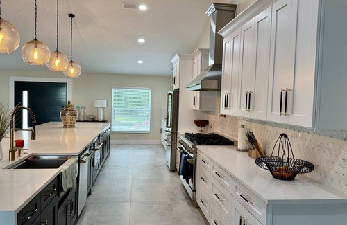 Winter Garden House | Amaizing Villa Flores w/hot tub located 30 minutes from Disney land Atractions.