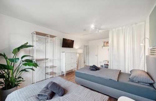 Kaiserslautern Apartment | Amalfi Apartments A01 - gemütliche 2 Zi-Wohnung mit Boxspringbetten und smart TV