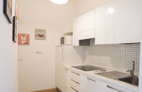 Historical Downtown Salerno Apartment | Amalfi e Positano Home