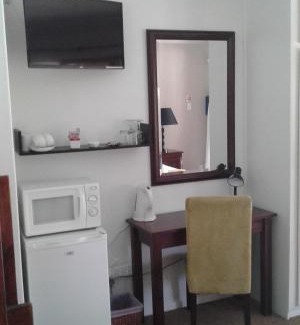 Walmer House | Amani Guest Lodge