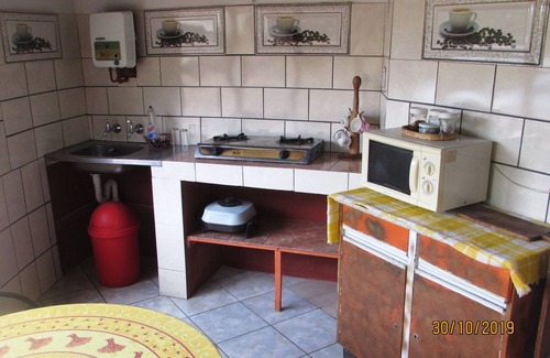 Thorny Bush Game Reserve Cottage | Amanzimloti Riverside Bush Camp
