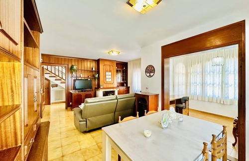 Santa Cristina de Aro Villa | Amata CostaBravaSi - A/C, BBQ, outdoor dining area