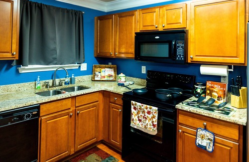 South Downtown House | Amazin Lrg 3 Bed house w/King bed
