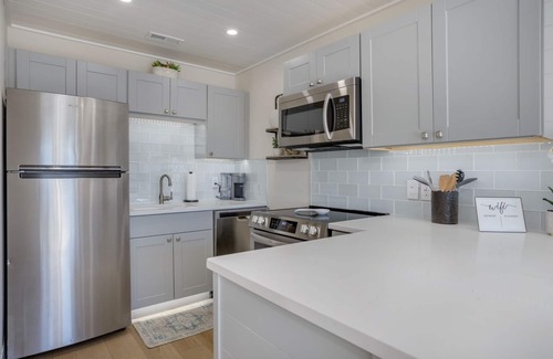 North Forest Beach Villa | Amazing 1-bd Beach Villa, best location Hilton Head Island -Heart of the Island!