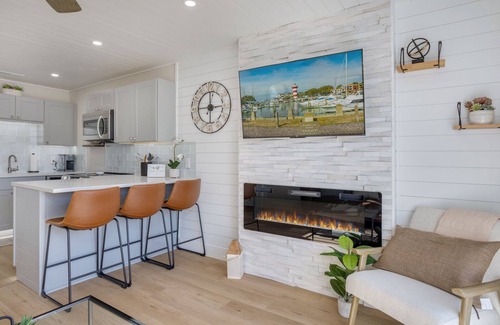 North Forest Beach Villa | Amazing 1-bd Beach Villa, best location Hilton Head Island -Heart of the Island!