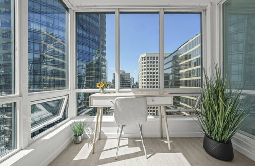 Coal Harbour Condo | Amazing 1 bedroom in Coal Harbour