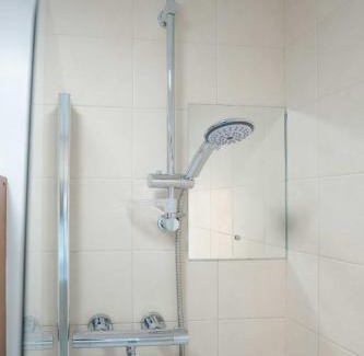 Greenwich Apartment | Amazing 2 Bedroom Apartment With Parking