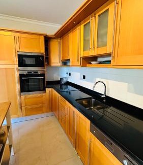 Porto de Mos Apartment | Amazing 2 Bedroom Apartment near beach with pool
