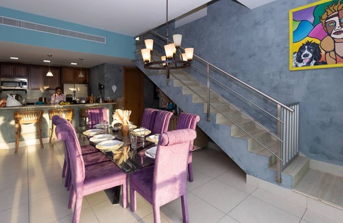 El Palmar Condo | *Amazing 2-level Penthouse w/Rooftop @ Casamar*