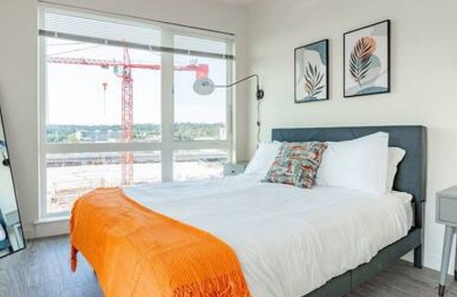 Downtown House | Amazing! 2BR | 2BTH Loft in Redmond | Sleeps 5