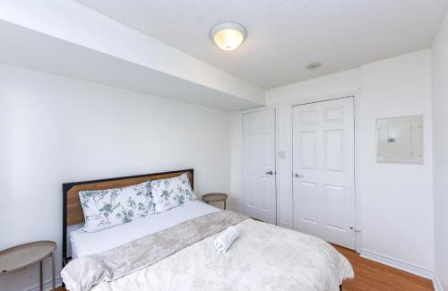 Downtown Mississauga Apartment | Amazing 2BR & 2BTH - Near Square One Mall