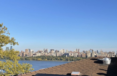 North Bergen House | AMAZING 3,500SQFT TOWNHOUSE - 15MINS TO TIMES SQUARE