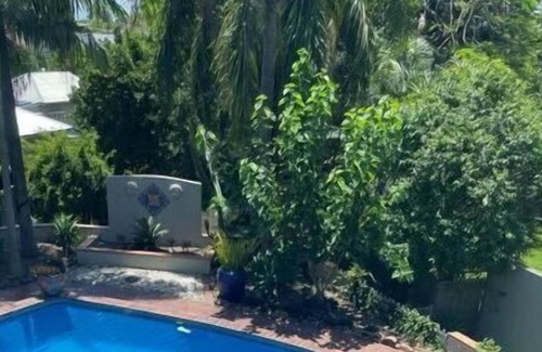 Ashgrove Apartment | Amazing 3 Bedroom Apartment With Amazing Pool