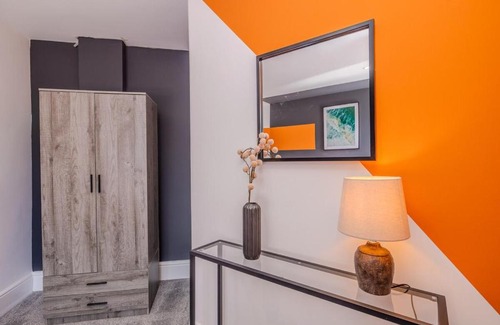 Montpelier Apartment | Amazing 3 Bedroom Flat Next to Brighton Beach