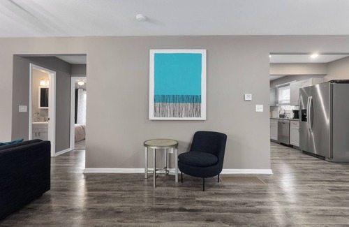 South Kansas City House | Amazing 3bd Troostwood Home in Kansas City, MO near most attractions!