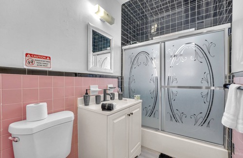 Bay Harbor Islands Apartment | Amazing 4 bed Townhouse. Near Beach