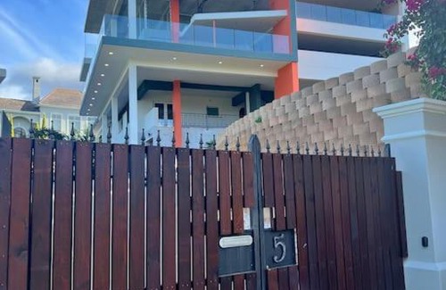 Somerset West Villa | Amazing! 7 bedroom villa with rooftop pool & views