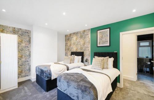 Wormholt and White City House | Amazing Abode in Shepherds Bush