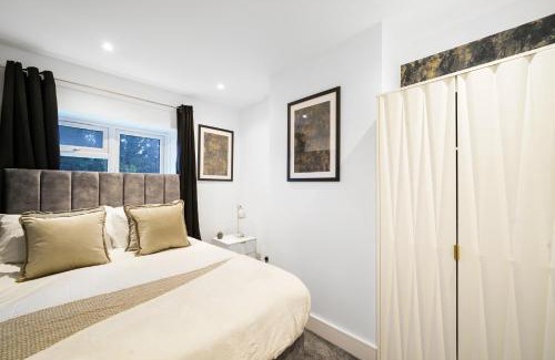 Wormholt and White City House | Amazing Abode in Shepherds Bush