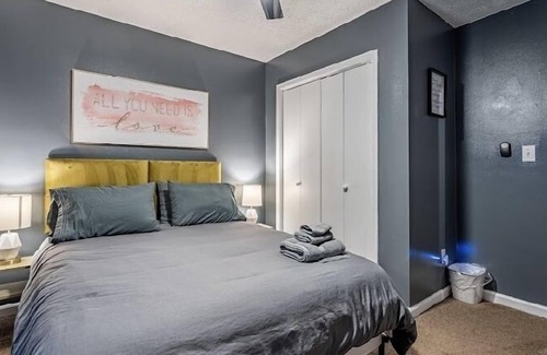 Jefferson Park Apartment | Amazing and Beautiful Home in Atlanta
