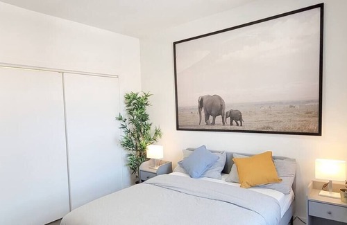 Verdun Apartment | Amazing and Cozy Nest In Verdun