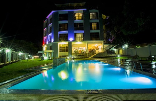 Dar es Salaam Apartment | Amazing and modern Grand Room!