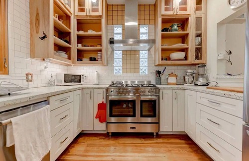 Hyde Park House | Amazing and Unique Spacious 3bd in Hyde Parkn