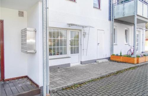 Warwerort Apartment | Amazing Apartment In Warwerort