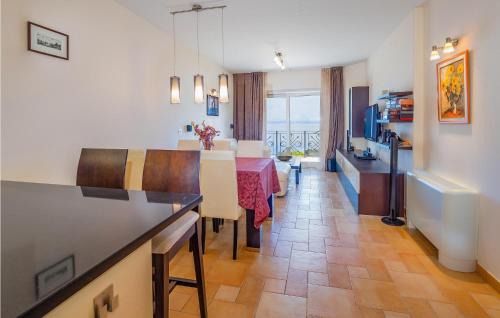 Donji Kraj Apartment | Amazing Apartment In Moscenicka Draga