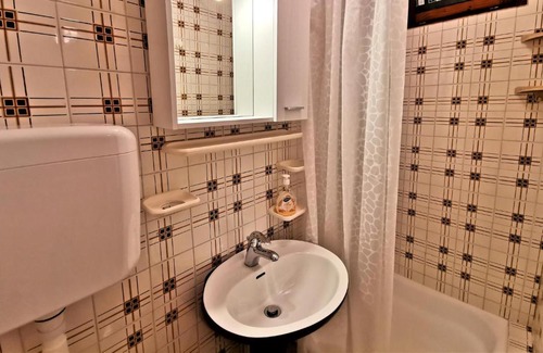 Sarsoni Apartment | Amazing apartment in Kastav with 1 Bedrooms and WiFi