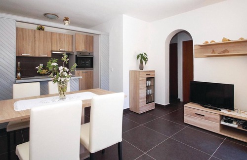 Kneza Apartment | Amazing apartment in Kneze with WiFi