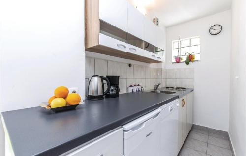 Zurkovo Apartment | Amazing Apartment In Kostrena With Wifi