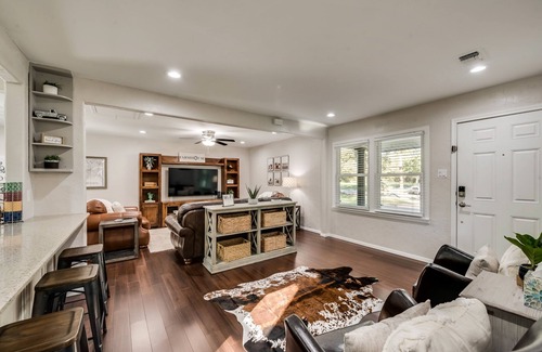 Haltom City House | Amazing Backyard, with 6 Person Hot Tub & Firepit, close to Downtown Fort Worth!