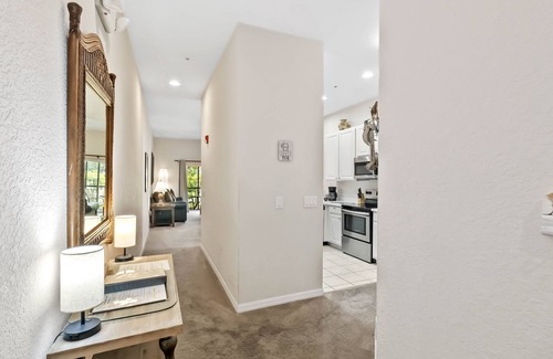 Hillcrest Estates Apartment | Amazing Bahama Bay Resort, 15 min from Disney