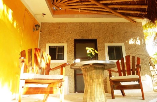 El Cuyo House | Amazing beach lodge just steps away from the beach