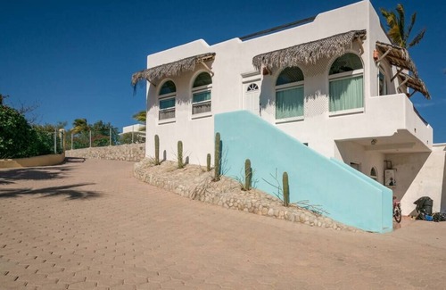 La Ventana Villa | Amazing Casita with 1BR/1BA W/Beach & Pool