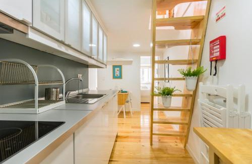 Mouraria Apartment | Amazing Castle Views in Historic Center