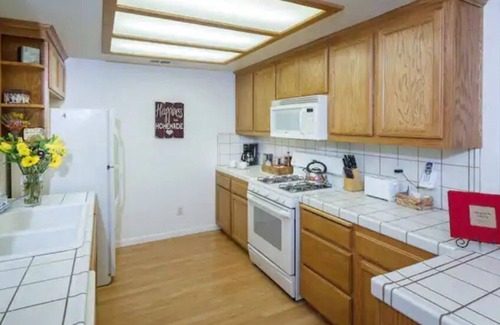 Mariposa House | Amazing comfort, family friendly, perfect home base for a Yosemite Adventure!