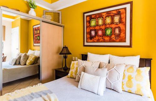 Tamarindo Apartment | Amazing Condo Across The Street From The Beach
